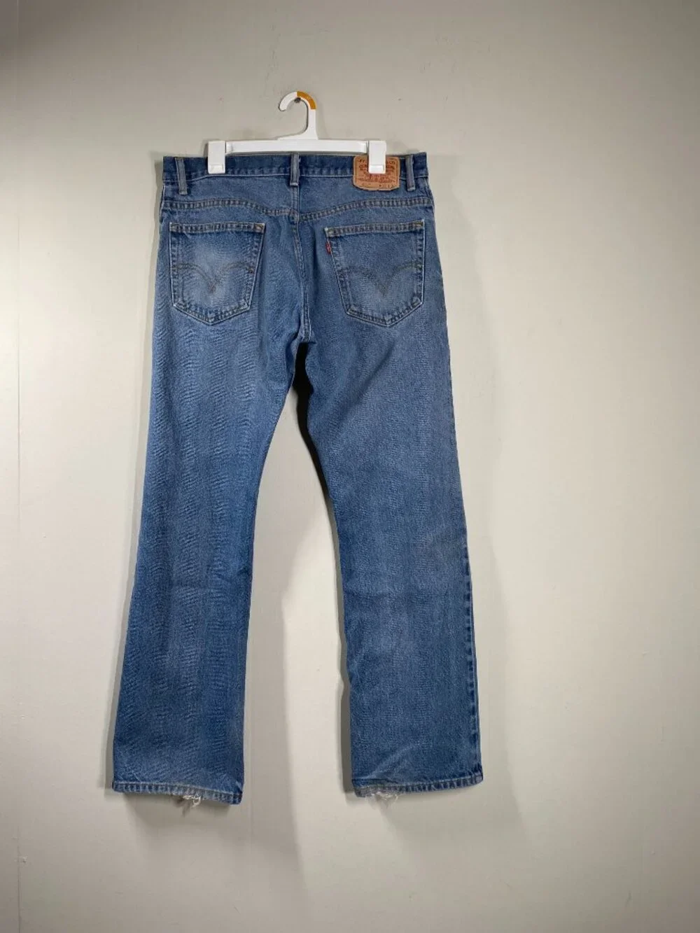 Vintage Levi's 517 Bootcut Denim Jeans Men's 36 x 32 Mid Rise Blue Distressed - Picture 2 of 15